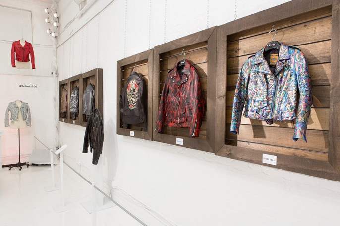 Juliana_Lazzaro_Painted_Fashion_26